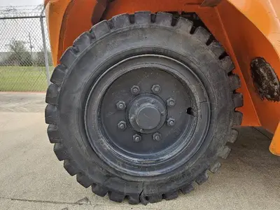 Used 2016 DOOSAN D80S-7 Internal Combustion Forklifts: Pneumatic Tire Illinois US | Somerset Equipment Sales #1546253