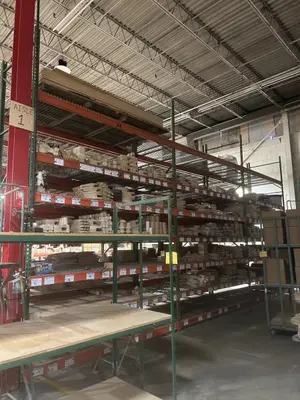 Unknown Pallet Racking