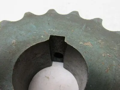 Morse B617 Single Row 1-7/16" Keyed Bore 17 Tooth Sprocket