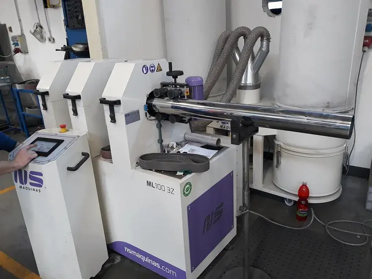 Used 2017 NS MAQUINAS ML 100 3Z Belt Grinders Including Sanders CZ | Amaron s.r.o. #1064619