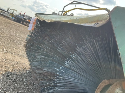 Used _UNKNOWN_ _UNKNOWN_ Power Brooms Michigan US | Miedema Asset Management Group #1321312