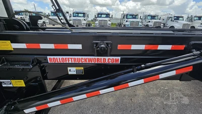 New | in-Stock 2027 MACK MD6 Rolloff Trucks Texas US | Roll Off Truck World #1491880