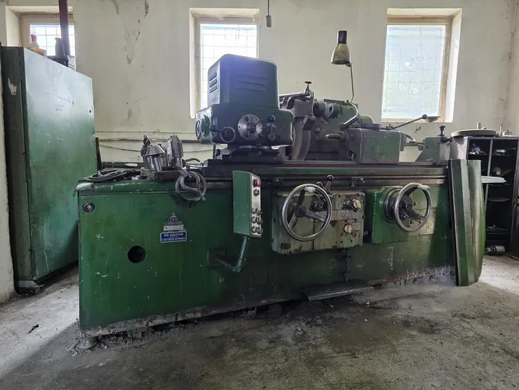 Used 1986 TOS B 40 U/1000 Universal Cylindrical Grinders CZ | Amaron s.r.o. #1064634