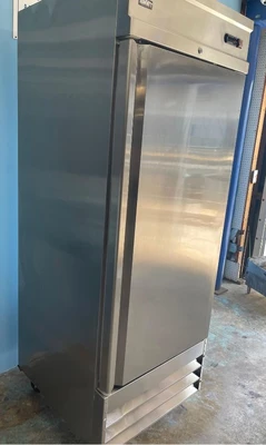 75-0166 Summit SCRR231 1 Door Self Contained Stainless Steel Reach In Cooler