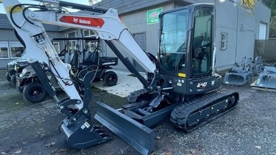 USED 2024 Bobcat E40 R2