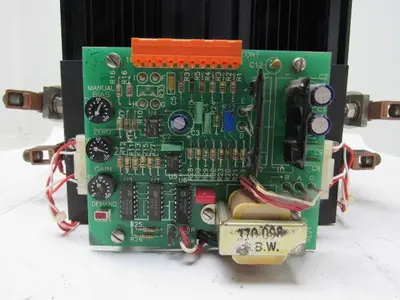 ESC 7820-3-04-5-20-BF204 Power Controller Primary 4-20ma  Secondary 100A 480V