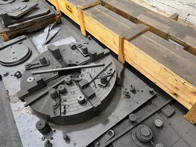 Chuck 4 Jaw tooling and equipment | Bowland Trading Ltd (1)