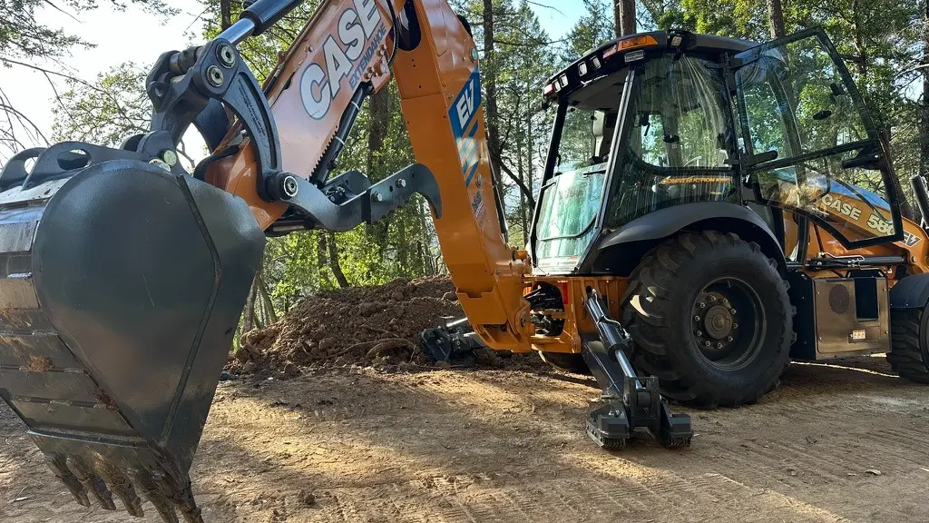 USED 2025 Case 580EV