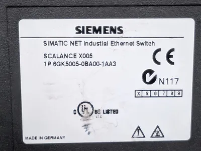 Siemens 6GK5005-0BA00-1AA3 SIMATIC NET Industrial Ethernet Switch Used