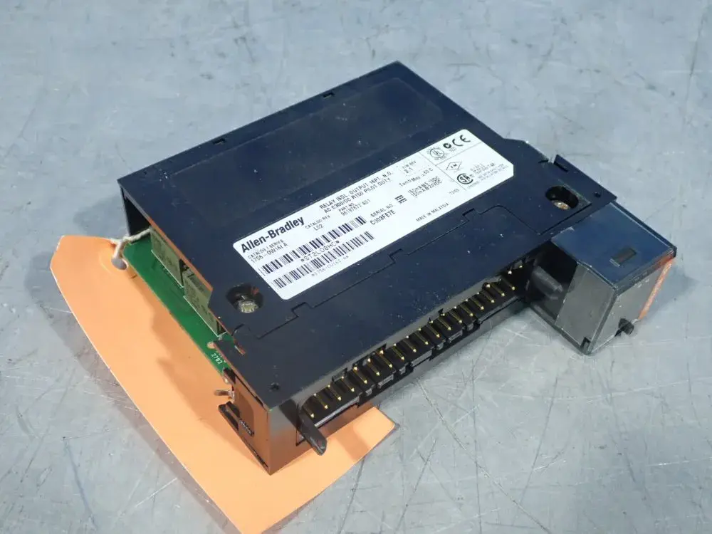 Used ALLEN BRADLEY 1756OW16I PLC Input & Output Ohio US | HGR 24 #864342