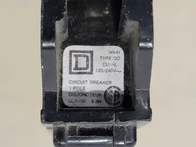 USED SQUARE D QO120