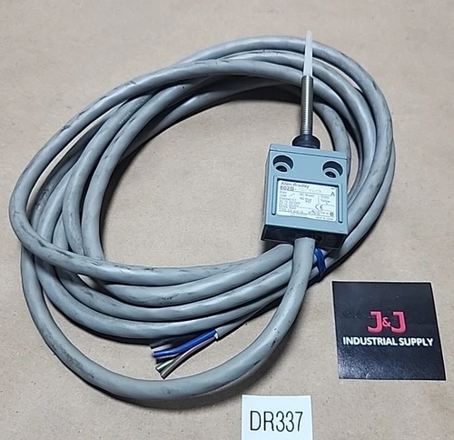 NEW Allen-Bradley 802B-CSACXSXC3
