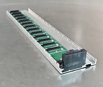 MITSUBISHI MELSEC-Q BASE UNIT Q312DB. Loc3E-38
