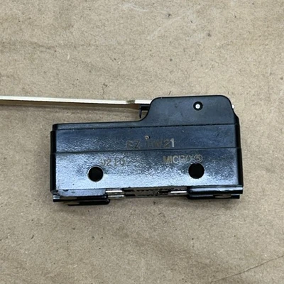 NEW MICRO SWITCH BZ-2RW82-A2