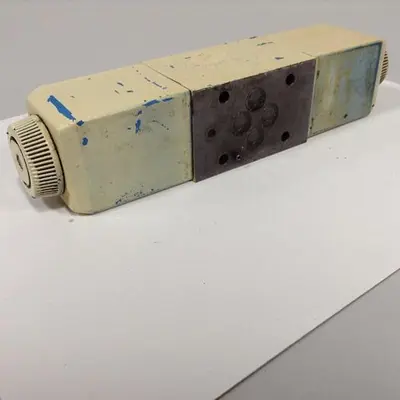 USED VICKERS DG4V-3-6C-M-U-HL7-60