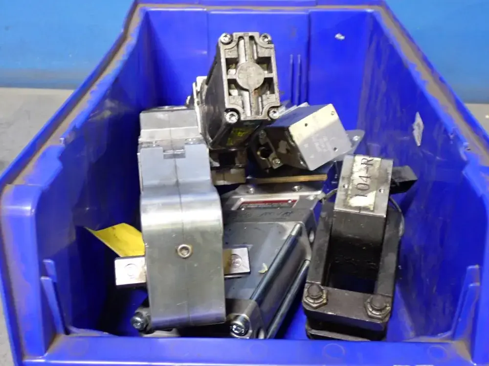 USED DESTACO DIGITAL CONTOUR SYSTEM