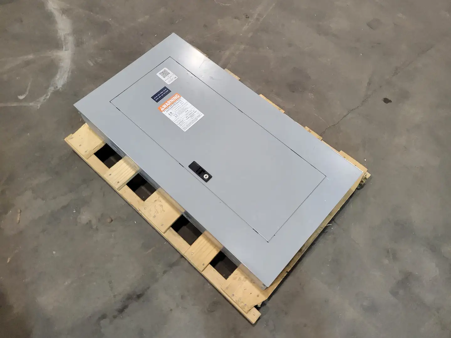 Used GENERAL ELECTRIC AQF3421MBX Switchgears British Columbia CA | Lenmark #835314