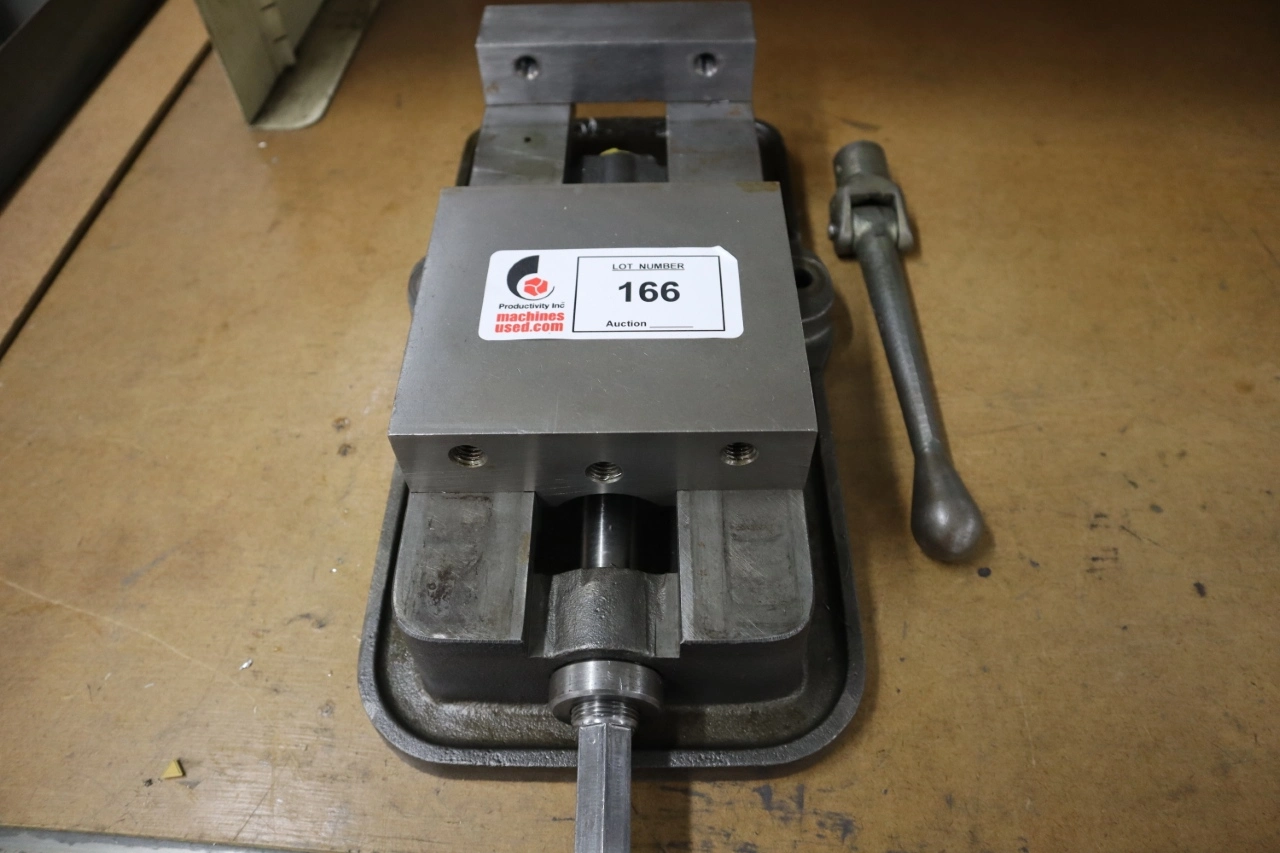 Used KURT WORKHOLDING SOLUTIONS D-60 Vises Minnesota US | Machinesused.com #1390047
