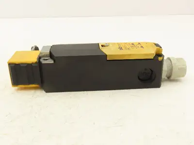 Used PILZ _UNKNOWN_ Relays & Switches Indiana US | Arrow Industrial #1408357