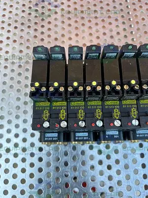 USED CROUZET 81513100 PNEUMATIC CONTROL VALVE W/ CROUZET 81517201 SUB BASE