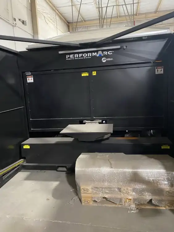 Used 2021 MILLER PERFORMARC PA1500SW Robotic Welding Cells Illinois US | Revelation Machinery #404018
