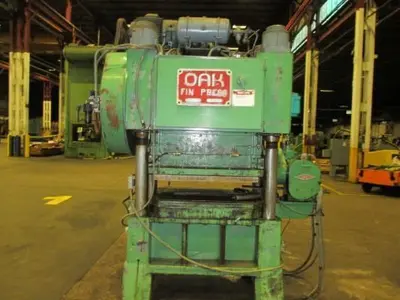 1967 OAK FP2-42 Fin Presses | Universal Press & Machinery (UPM) (1)