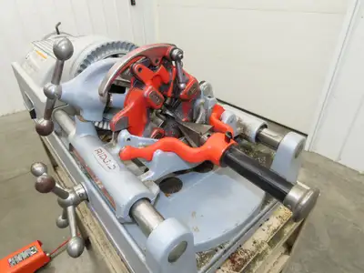 Ridgid 535 Pipe Bolt Threader Machine Stand 120VAC 15A Universal 811A Die 1/8-2"