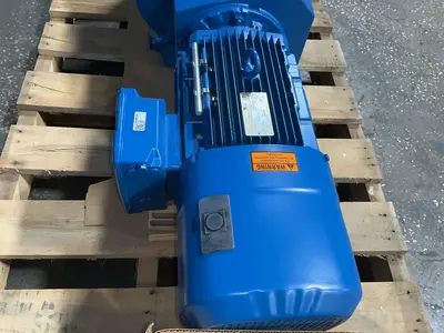 Used SEWEURODRIVE KAZ127 R87 DRN132M4/BE11HR Motors (misc) Ohio US | HGR 24 #1513496