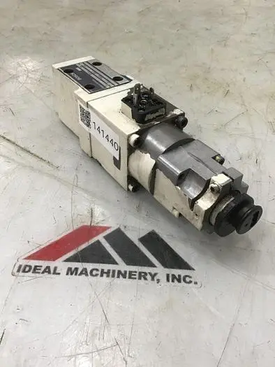 Used BOSCH 0 811 402 003 Valves/Fittings Michigan US | Ideal Machinery #605180