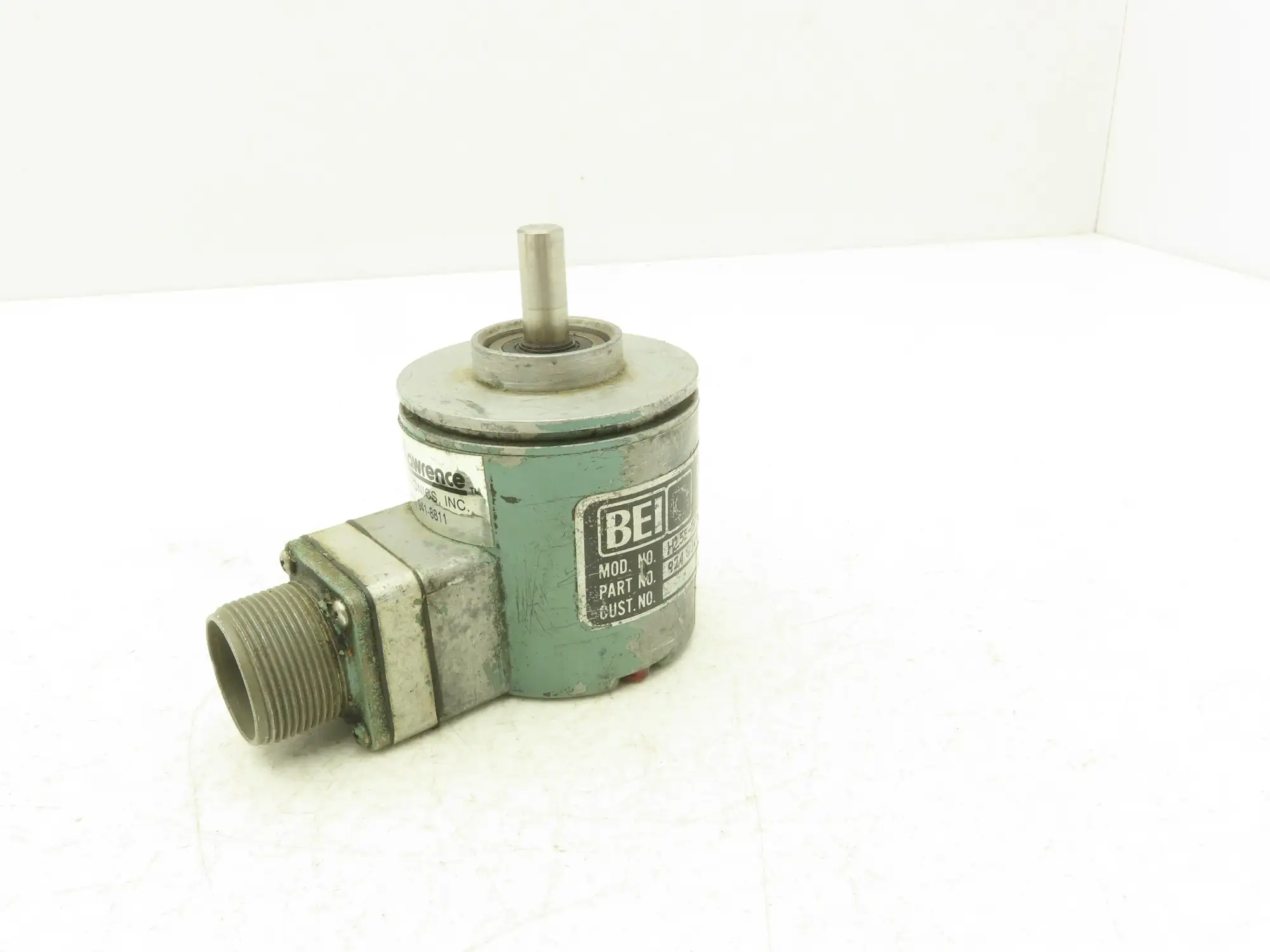 BEI Industrial H25E-SB-7200-M5-ABZC-8820-SM13 Rotary Encoder 5V 3/8" Shaft
