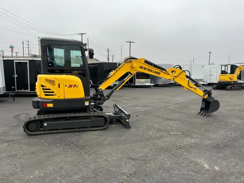 USED 2023 New Holland E37C