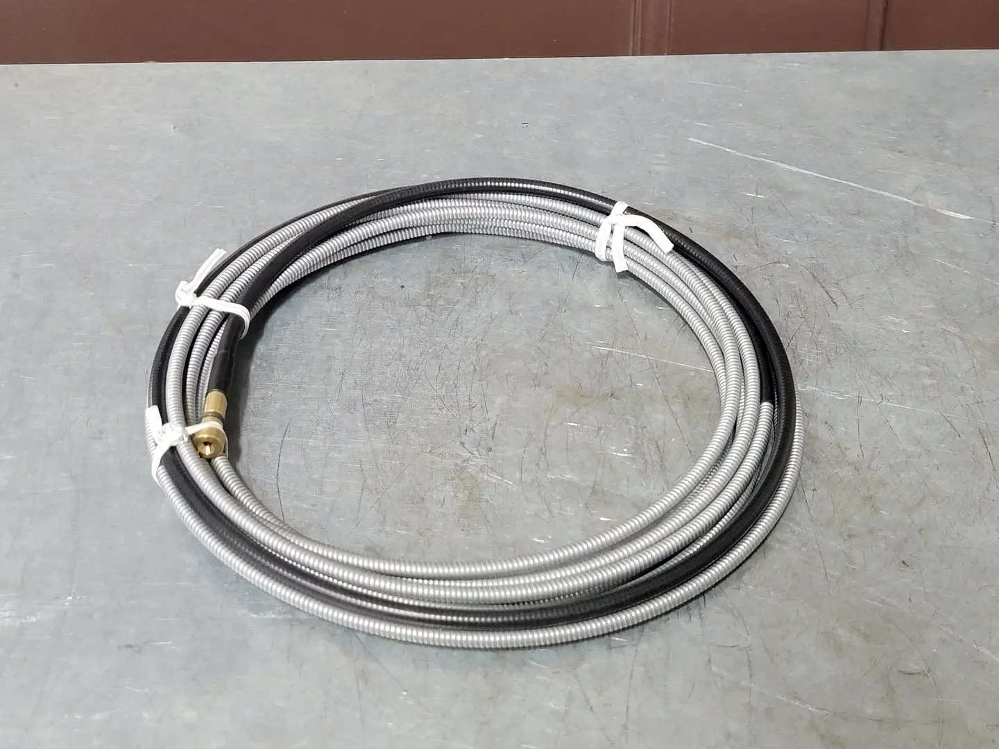 NEW CM INDUSTRIES B44215T