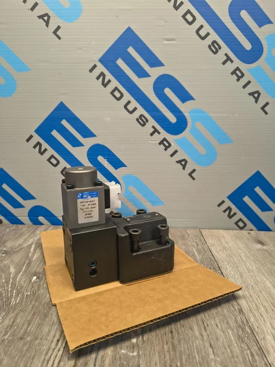 Used PARKER VMY100L10N1P10 Valves/Fittings South Carolina US | ESS Industrial Equipment Sales #1269791