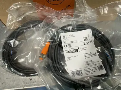 New | in-Stock IFM ELECTRIC EVC002 Connector Accessories Ohio US | HGR 24 #1545331