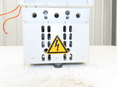 Moeller NZMN3-AE 600-NA 3 Pole Circuit Breaker 600 Amp 600V Thru-Door Disconnect