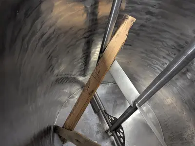 200 Gallon Mix Tank