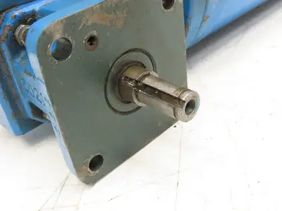 Leeson 844412N1 Gearmotor 15:1 Ratio 37-115rpm 460V 3PH U48CZ 30-min 1/2"Shaft