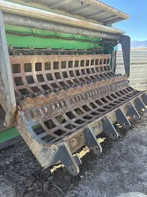 NEW 2001 KOMPTECH CRAMBO 3400