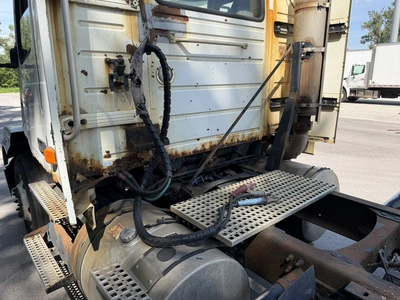 Used 2006 VOLVO VNM Conventional trucks Indiana US | Miedema Asset Management Group #1414527