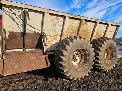 KUHN KNIGHT 8150 PRO TWIN SLINGER Manure Spreaders | Iron Listing (51)