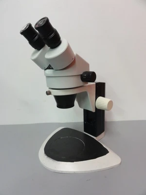 AmScope Microscope w/ (2)WF10X/20 Eye Pieces