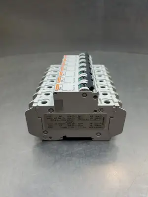 USED Merlin Gerin 60107 MULTI 9 C60 Circuit Breaker, 6A
