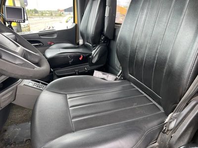 USED 2017 PETERBILT 567 6X4
