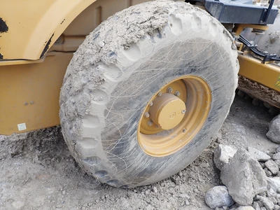 Used 2015 Caterpillar CS56B Single Drum Rollers Kansas US | Zadoon Equipment #1480895