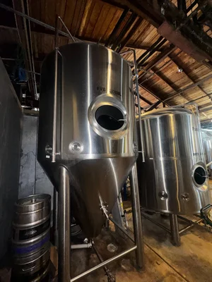 Used _UNKNOWN_ _UNKNOWN_ Fermenters / Bioreactors Indiana US | Brewhouse Equipment Group #1377282