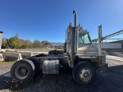 Used 1998 OTTAWA COMMANDO CYT30 Tow Tractors Pennsylvania US | Proxy Equipment #1384988