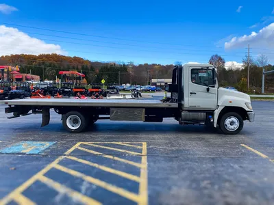 USED 2015 Hino Rollback