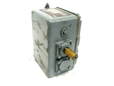 NEW TURNER UNI-DRIVE XE31PE-100RF GEAR BOX 1.000:1 XE31PE100RF