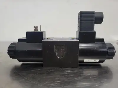 NEW YUKEN DSG-01-3C3-D12-N-60905