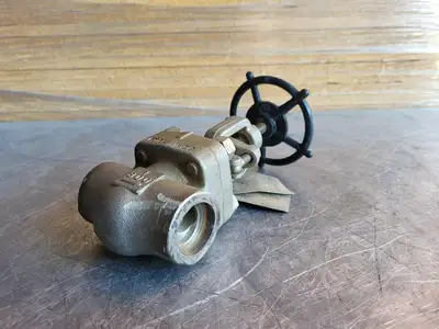 1" Class 800 Globe Valve B16.34